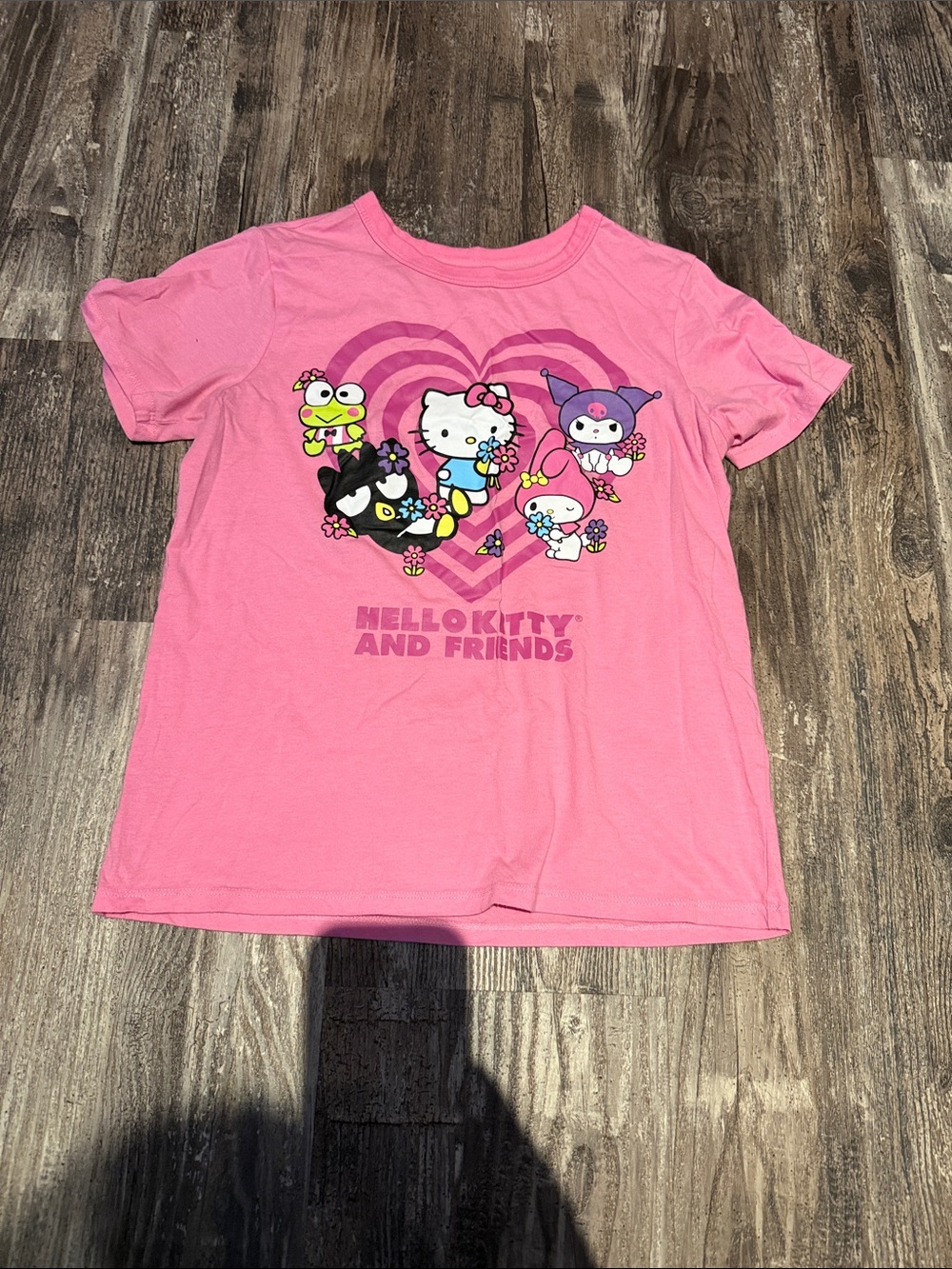 Hello Kitty Pink Graphic Tee with Character Heart Print